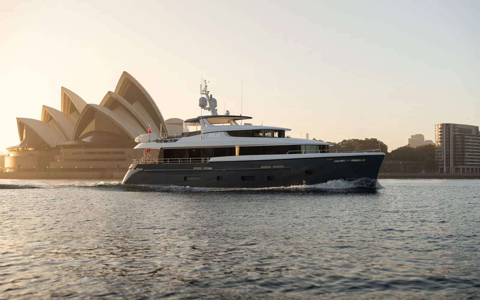 M/Y Belle