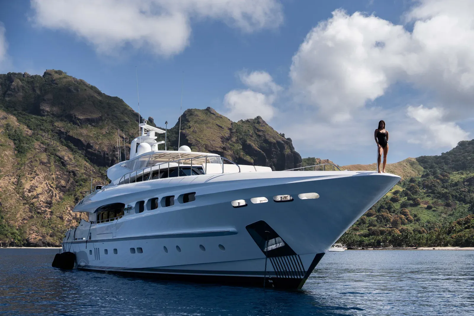 M/Y Impulsive at anchor beneath Fijian hills