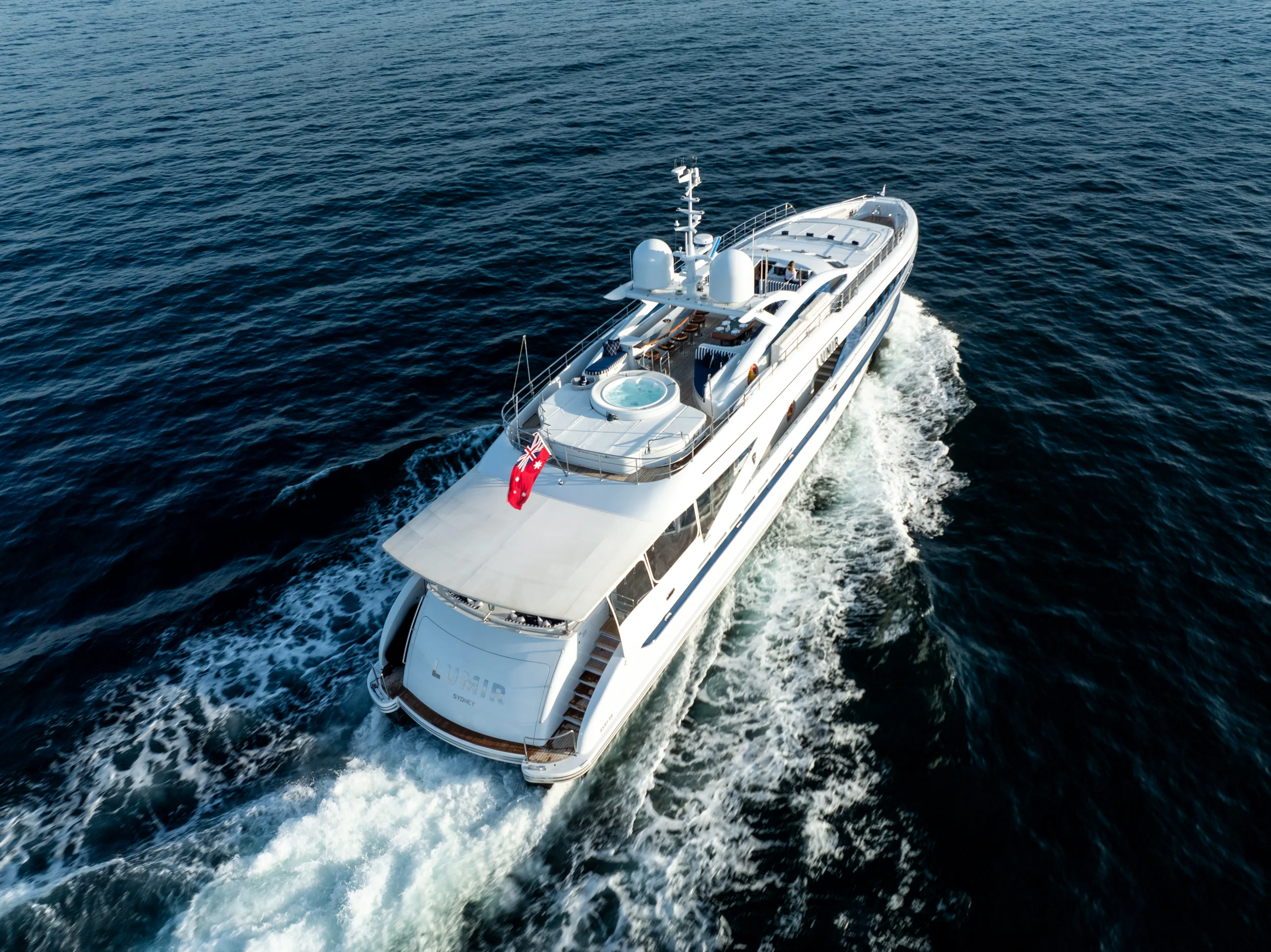 M/Y Lumir